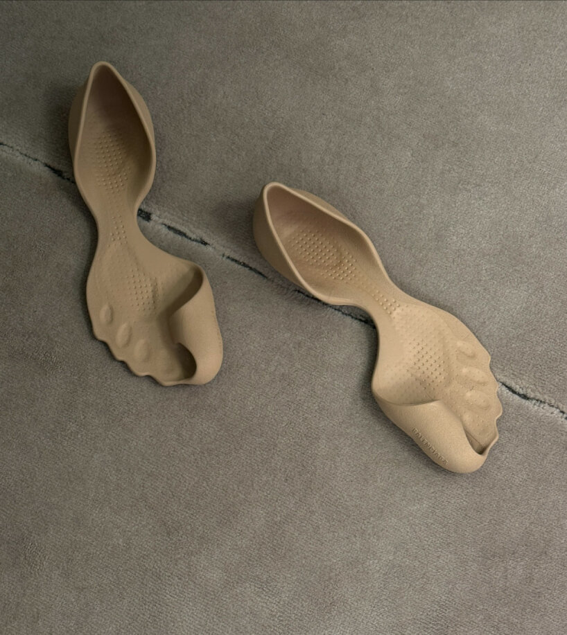 the footwear only covers the side and part of the big toe