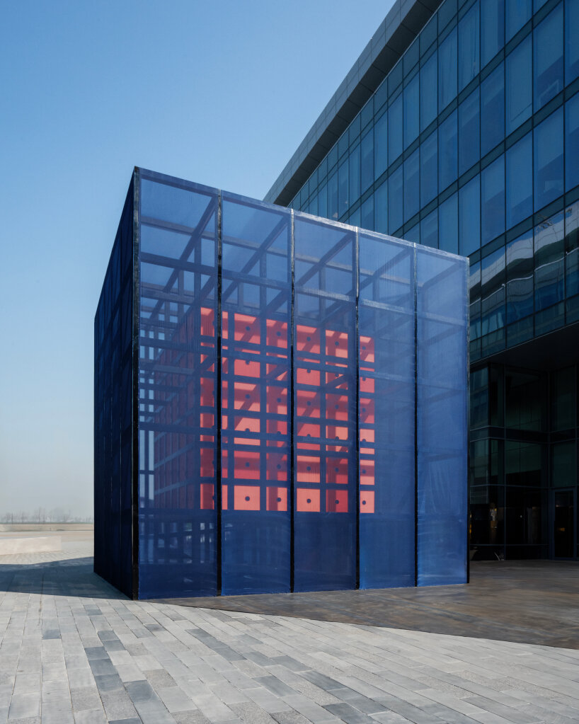 BMW and AB+AC architects present meditative modular pavilion at dubai design week