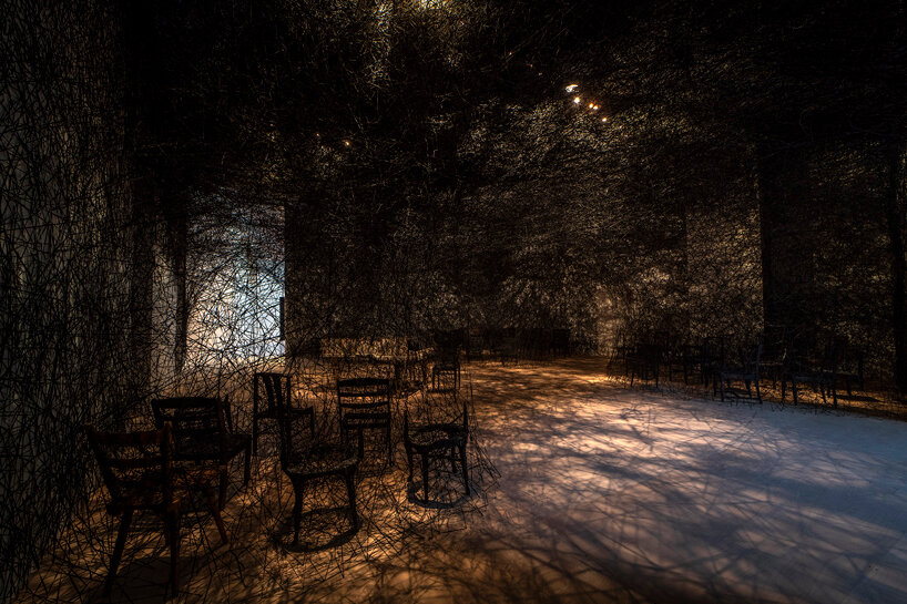 chiharu shiota exhibition 'the soul trembles' at the grand palais