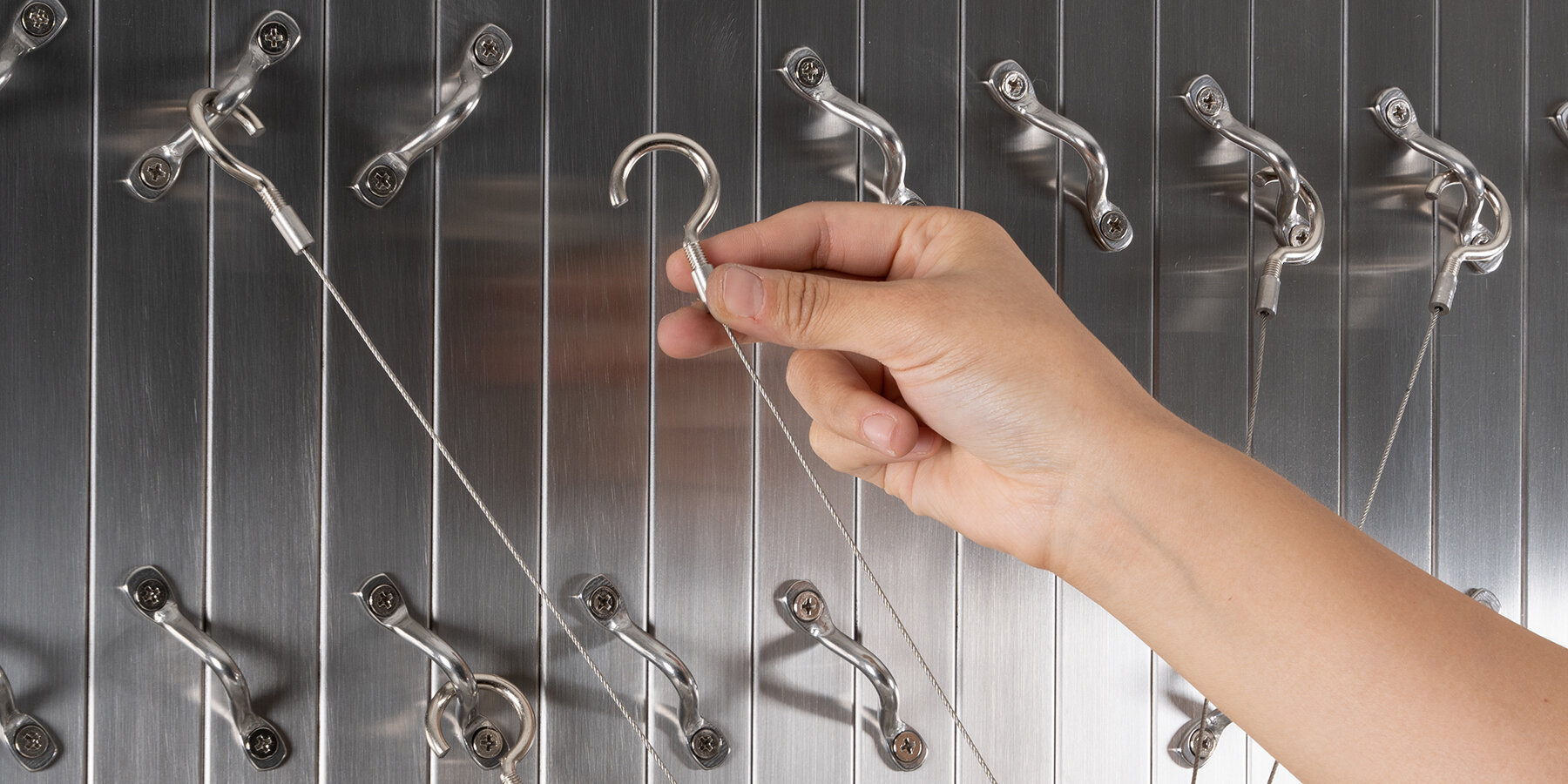 fill-gap-trace-path-hang-loop-inkyoung-lee-designboom-1800-3