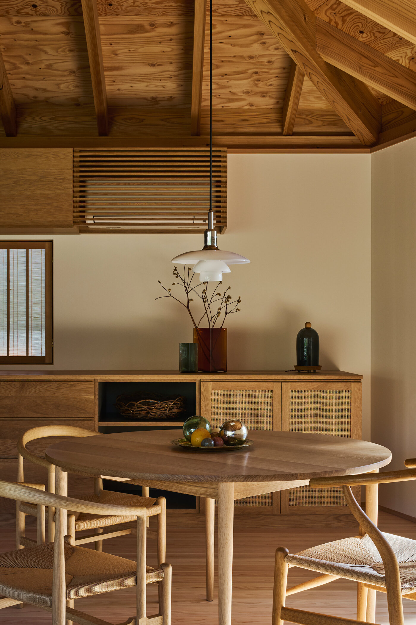 ninkipen!'s octagonal hook house encloses a childhood garden in japan