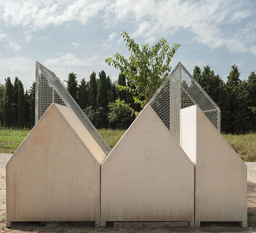 a shelter conceived as a city