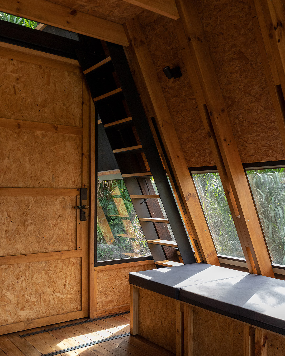 image © JAG Studio