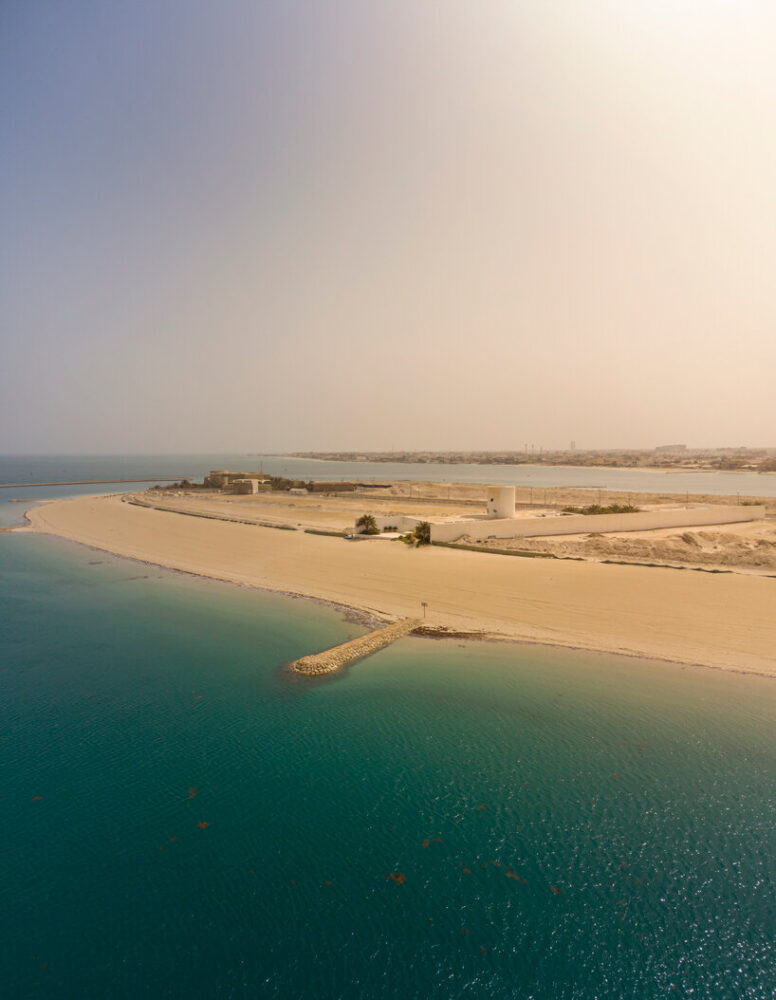 toward the seaside, the White Fortress opens to the Gulf
