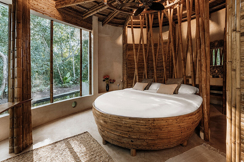 offering uninterrupted views of the lush environment