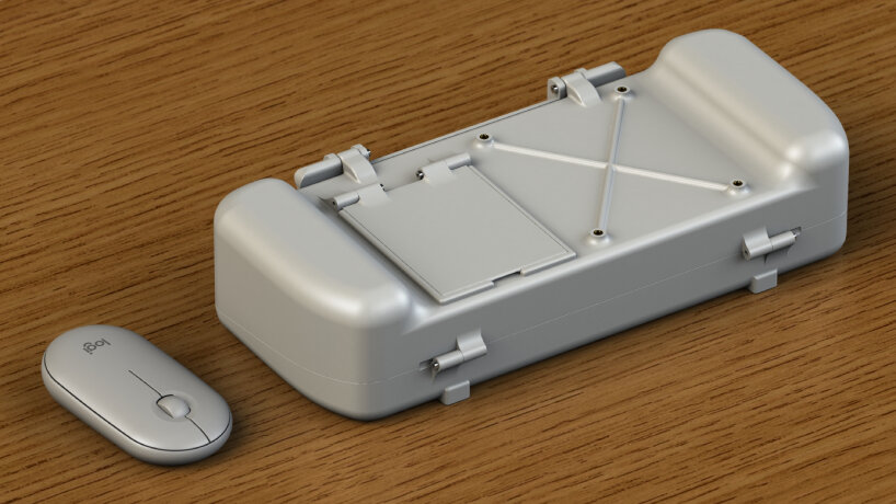 the 3D printed Steam Deck case can accommodate a Pebble 2 Combo with a mouse