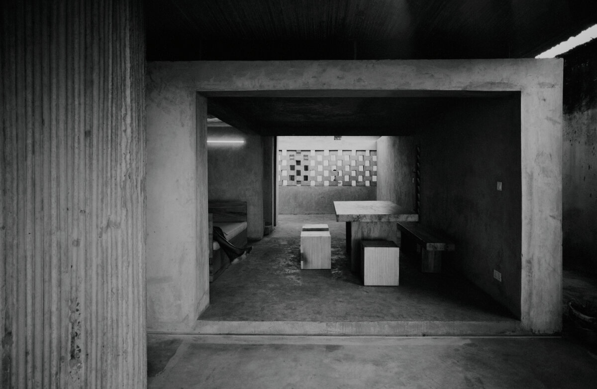 julien lanoo captures adaptive integration of deroché strohmayer's surf ghana collective hub