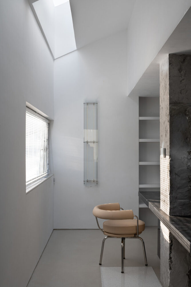 second-floor furnishings