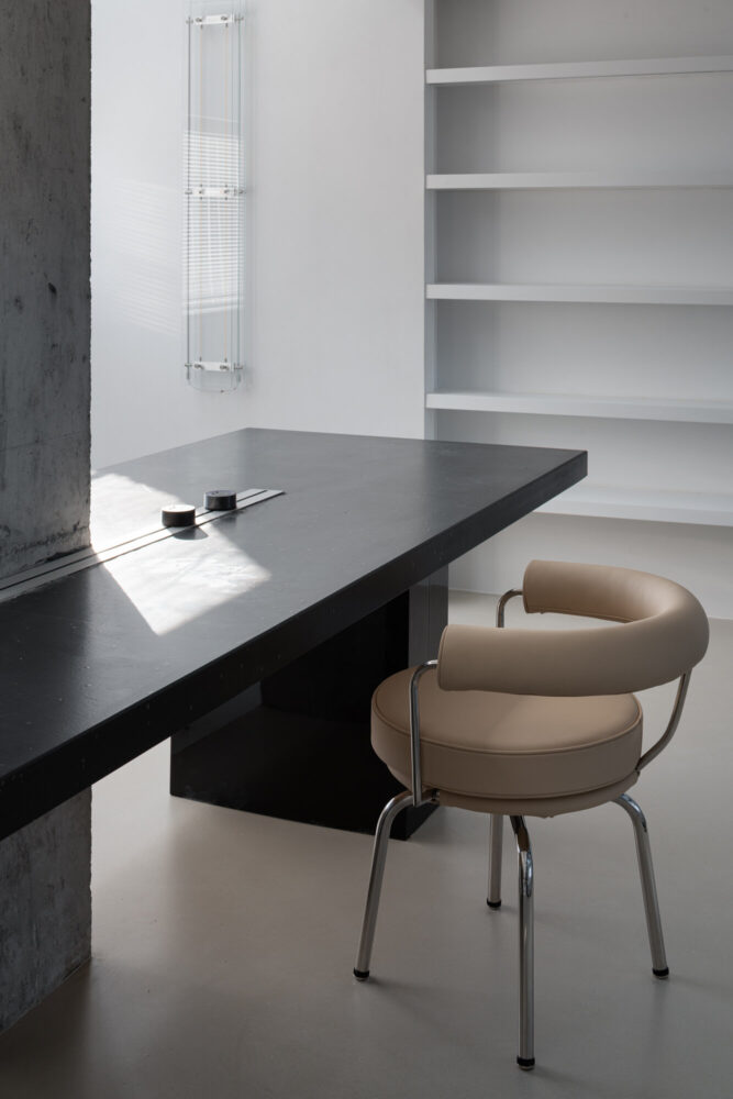 second-floor furnishings