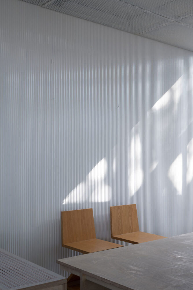 the simple and clean backdrop for seating