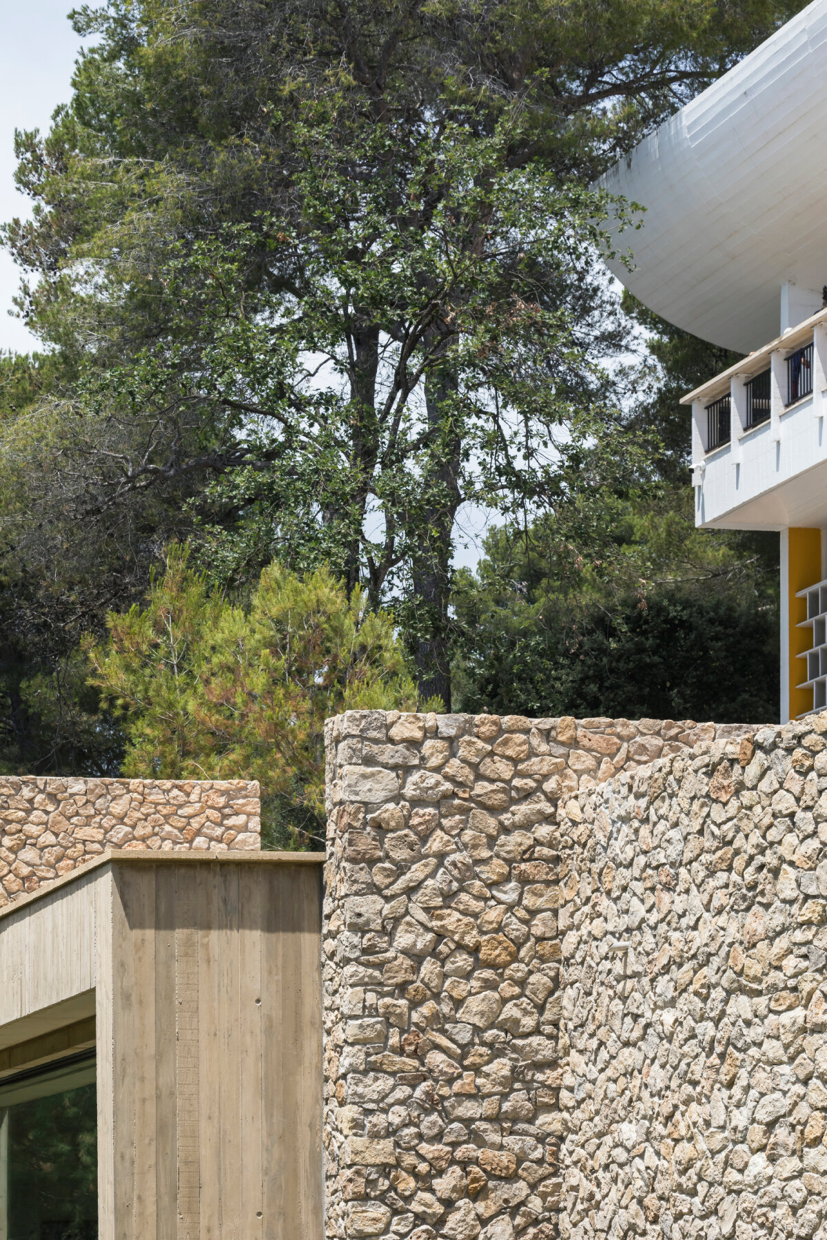 silvio d'ascia carves gallery extension beneath stone walls of fondation maeght in france 