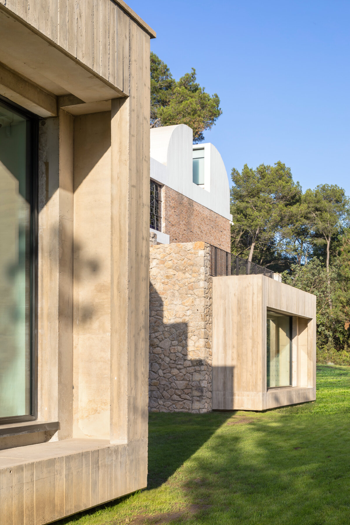 silvio d'ascia carves gallery extension beneath stone walls of fondation maeght in france 
