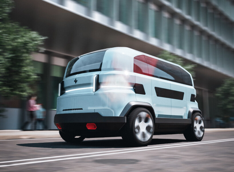 autonomous amphibious vehicle CROSSER