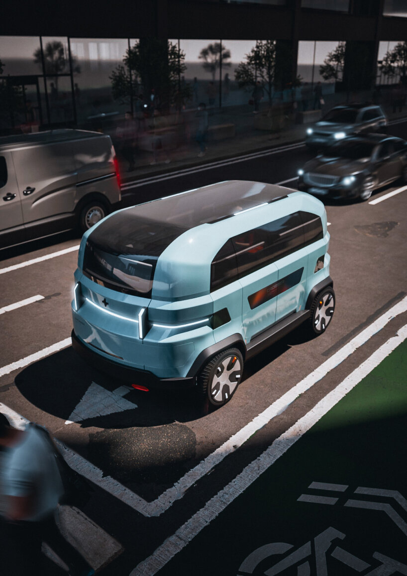 autonomous amphibious vehicle CROSSER