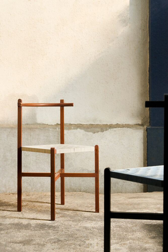 semi-circular ends offer ergonomic comfort