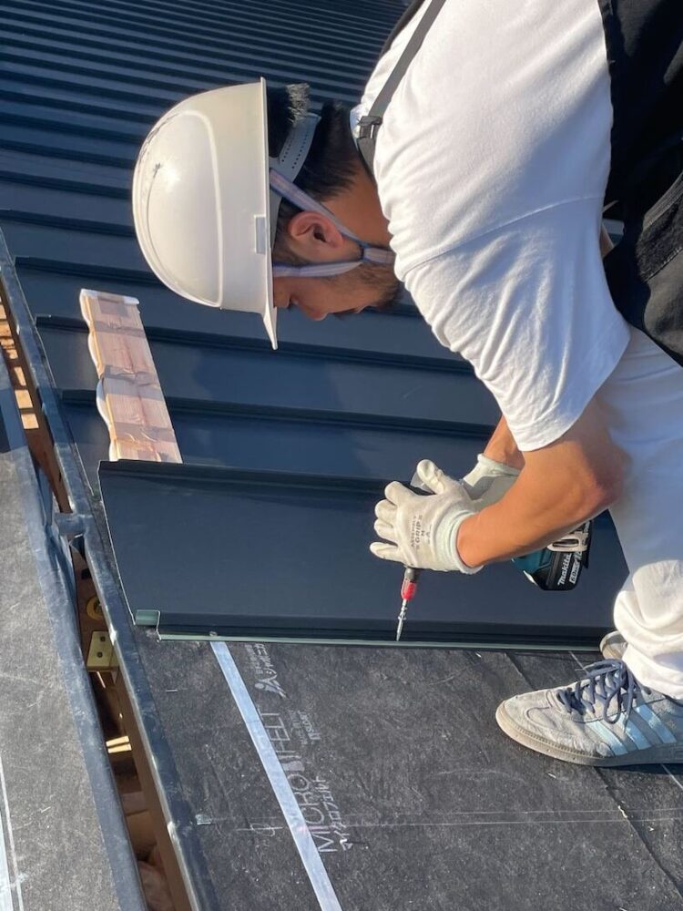 the interior ceiling is structured as panels | image by VUILD