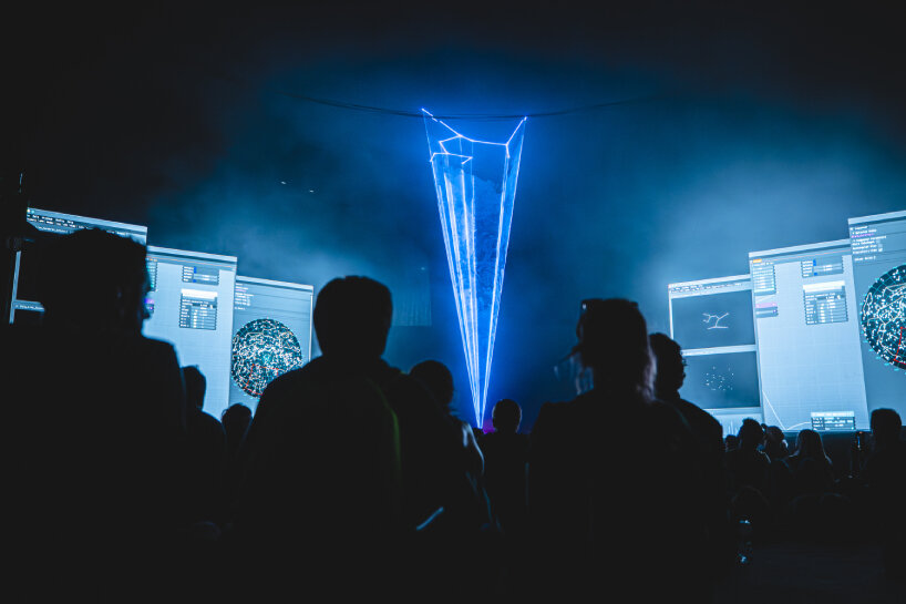 Stage+D Playmodes and UPC Telecos present 'Astres', Nerea Coll