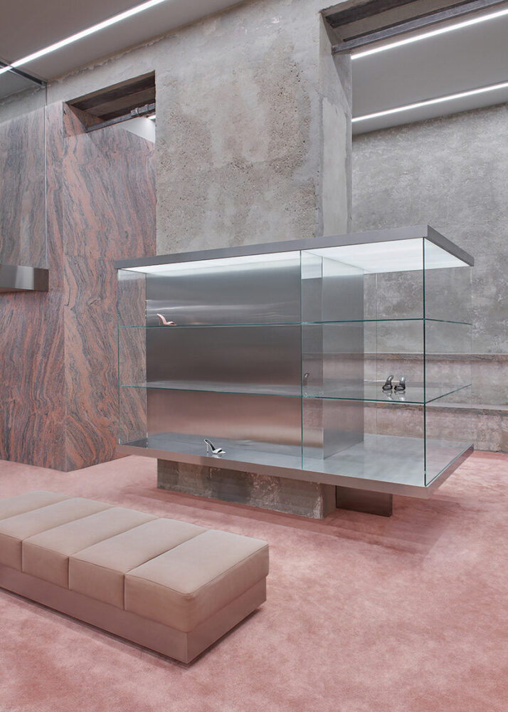 this new space hosting the Paris Texas showroom unfolds as an exhibition