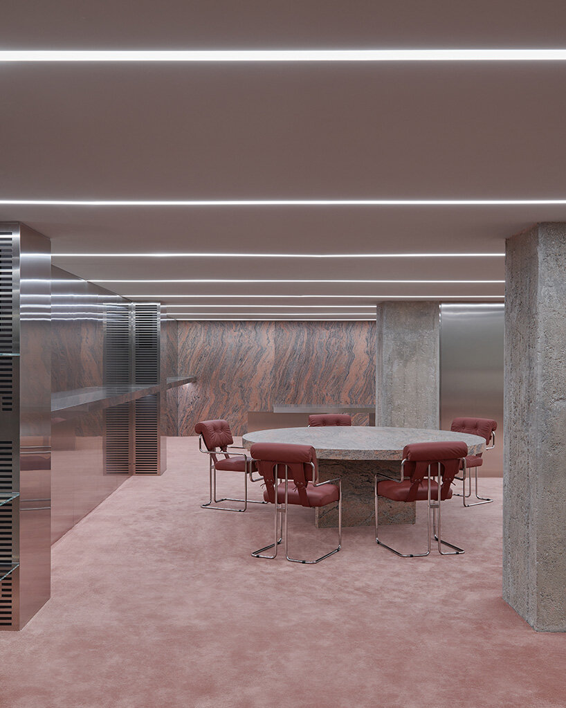 the granite is also used to sculpt furniture