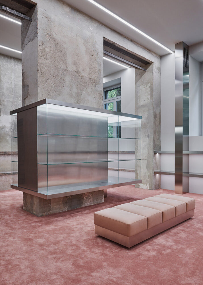 linear lighting completes the space