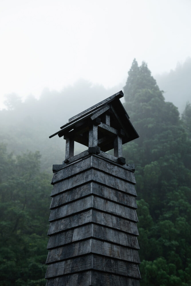 a sculptural approach to tea culture, shaped by natural elements