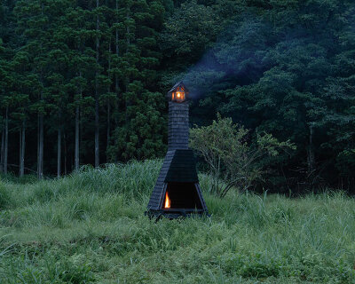 burned cedar shingles clad slender tea pavilion in kyoto by 2m26 and onomiau