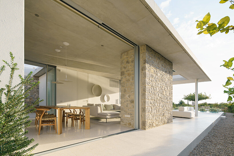 solid blocks house private quarters