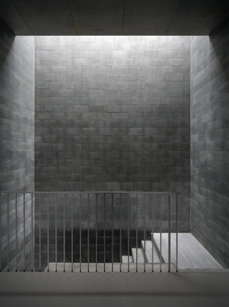 image by Yasutaka Kojima