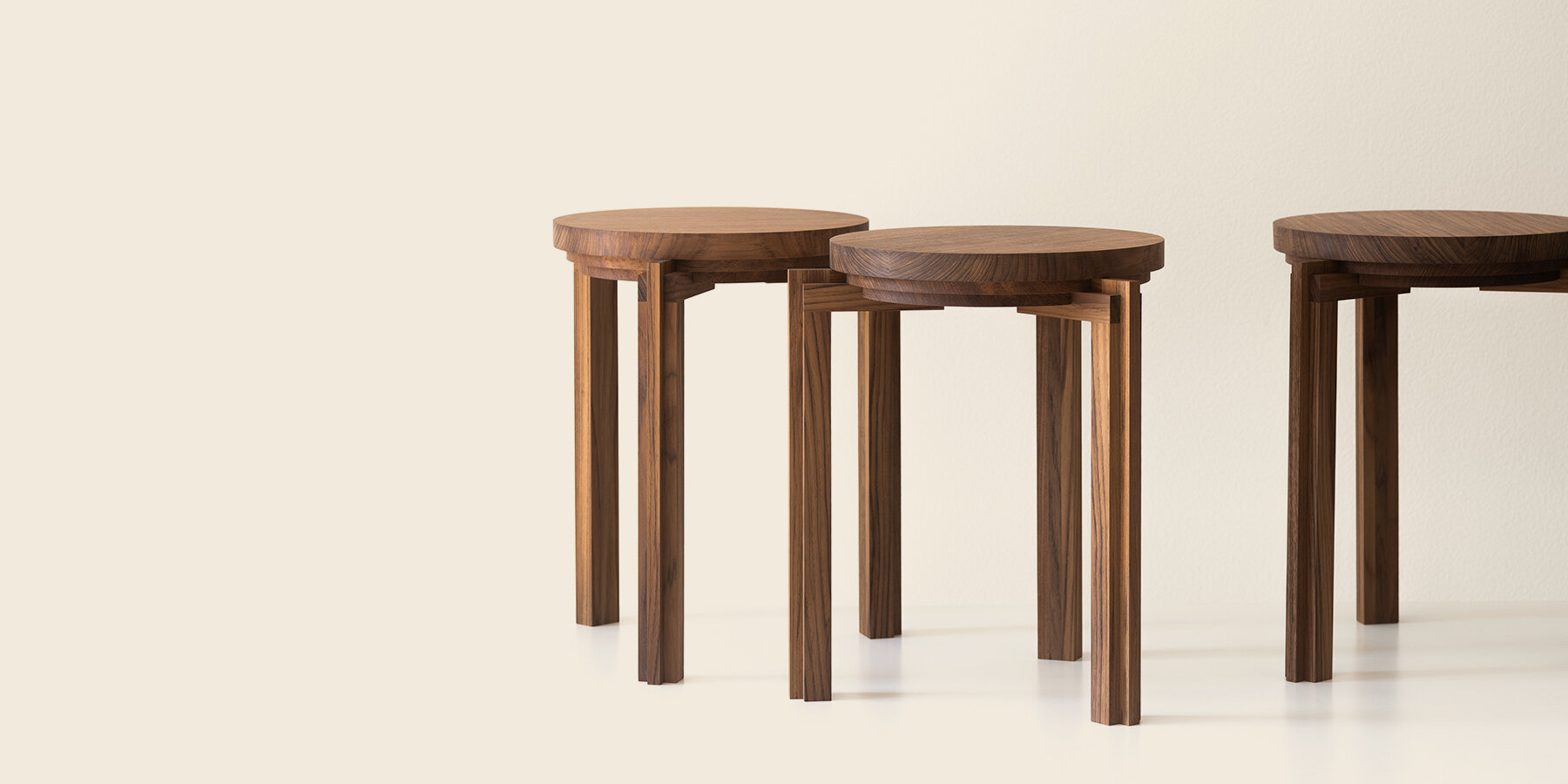 cornice-stacking-wooden-stool-nao-iwamatsu-designboom-1800-2