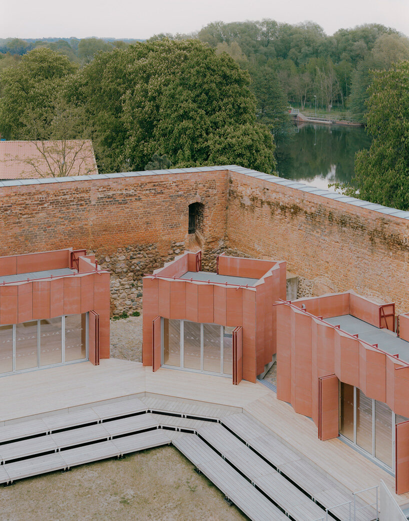 Bühne Beeskow-Atelier Fanelsa Simon Menges & Nino Tugushi