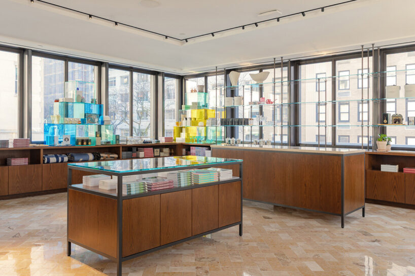 museum shop, gift of The Selz Foundation, East 70th St. entrance with new access ramp, The Frick Collection, New York | image © Nicholas Venezia