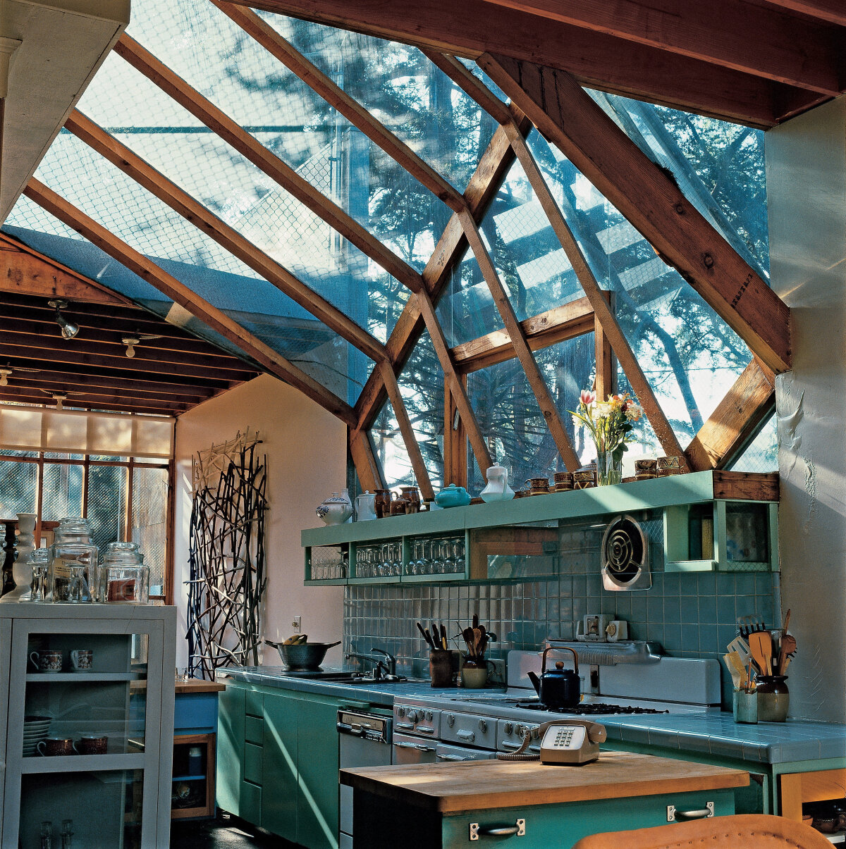 from le corbusier to aalto: tokyo exhibition traces experimental evolution of modernist homes