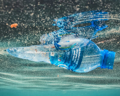 researchers develop recyclable plastic that fully dissolves in the sea