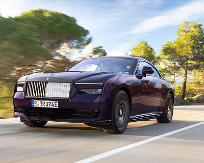 electric rolls-royce black badge spectre first drive in gothic barcelona