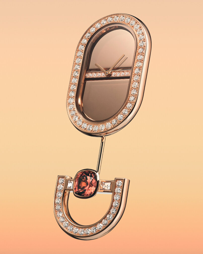 Maillon libre brooch | photo © Benjamin Vigliotta