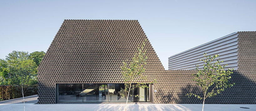 kwk promes gambit office