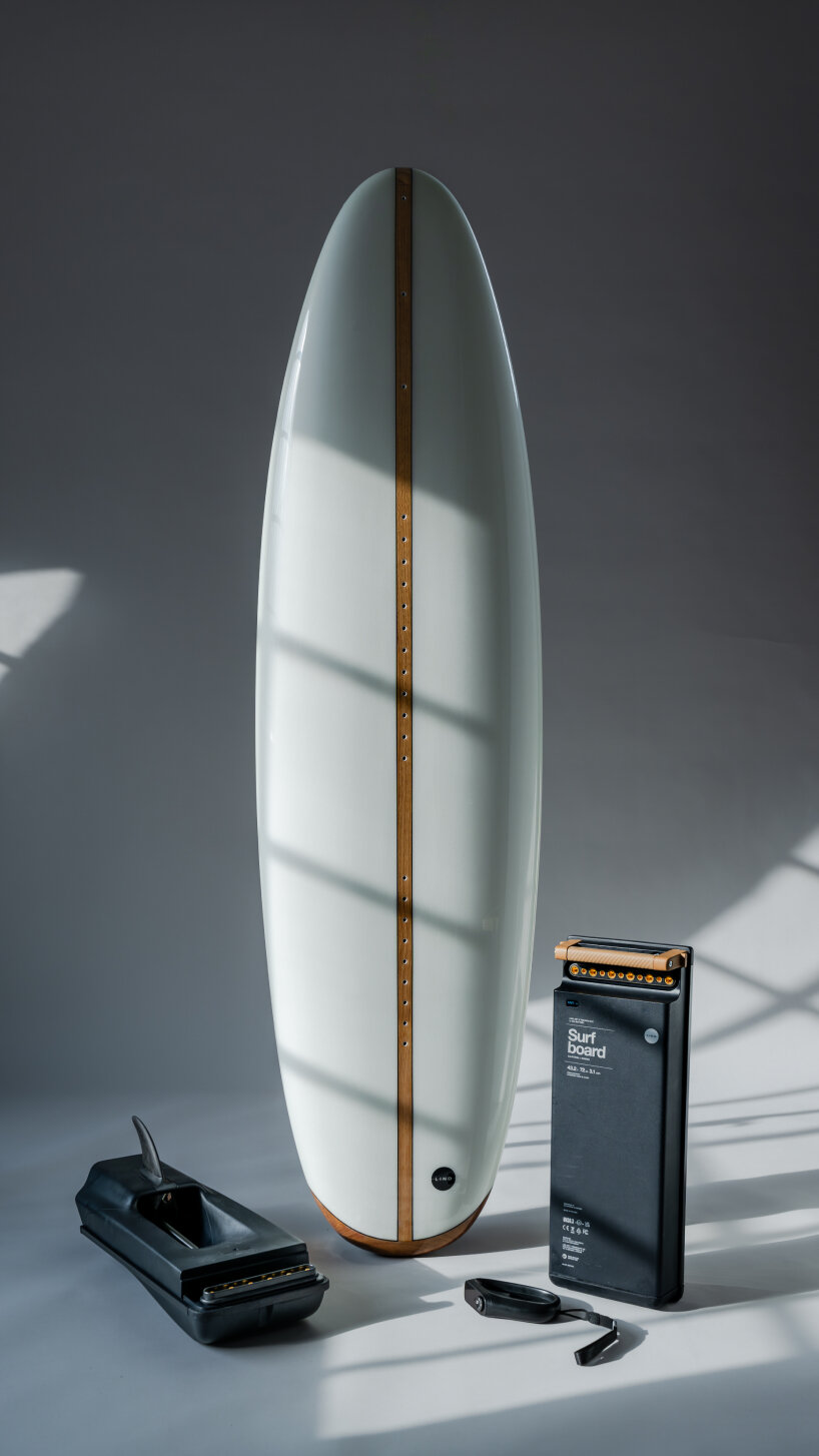 the set includes the board, drivetrain, remote, charger, board bag, and fins