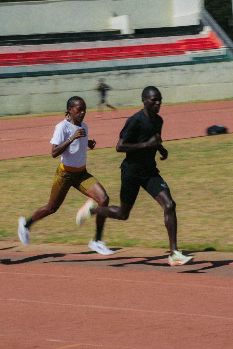 NIKE sport wearable tech