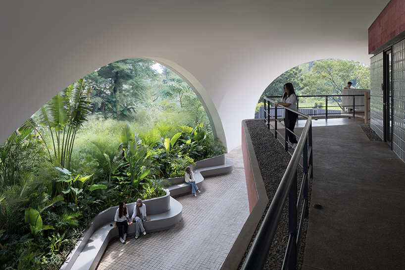 the goal is minimizing reliance on mechanical cooling systems