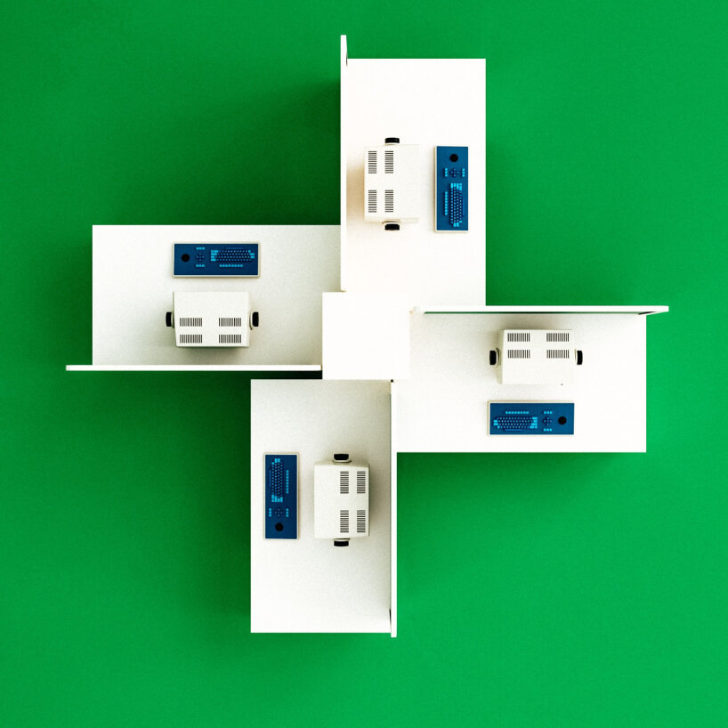 the recreation uses an aluminum case, and its layout even follows a 70 percent compact design ratio