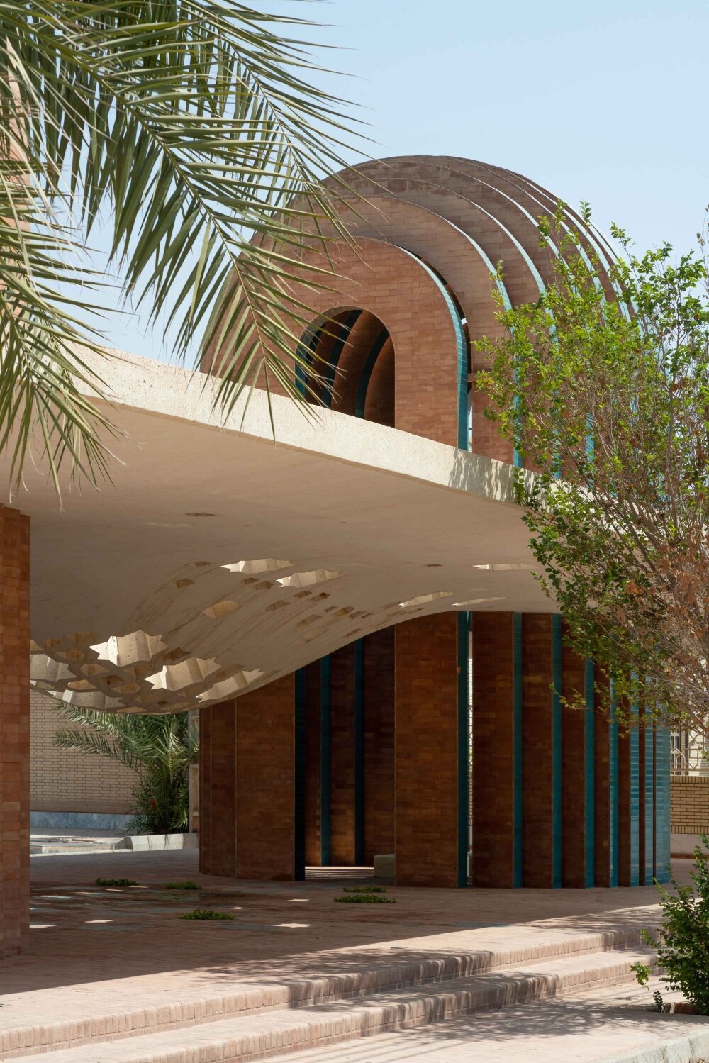 35-51 architects' two-domed shafagh tomb in iran reimagines mausoleum typology