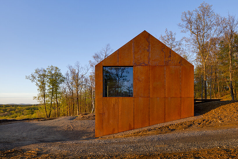 worrell yeung ridge barn