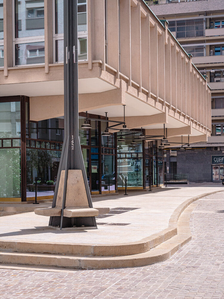 the original street lamps designed by BBPR have also been restored