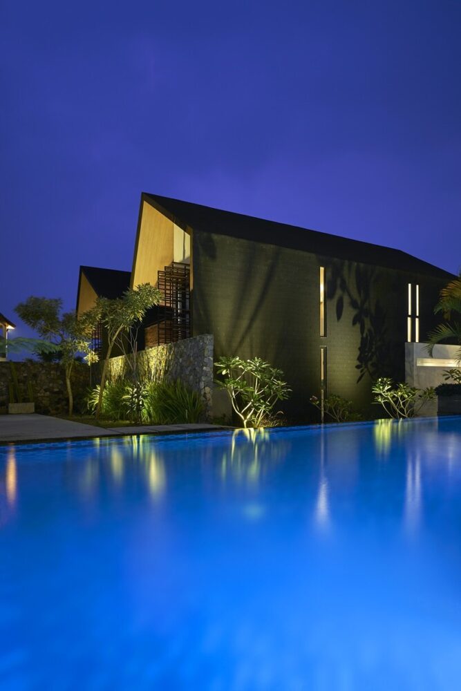 guest villa and swimming pool
