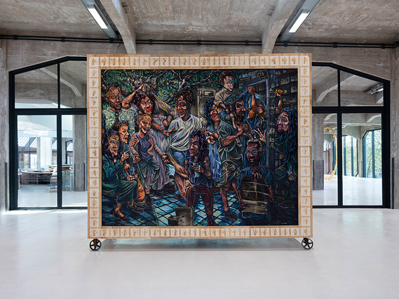 Raquel van Haver, Luz Brilhante e Cintilante, 2023-2025, Collection Fenix | image © Titia Hahne