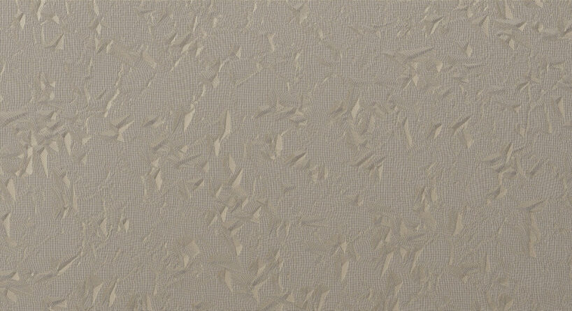 Tribute 100 in the color Titanium, with the Fold design