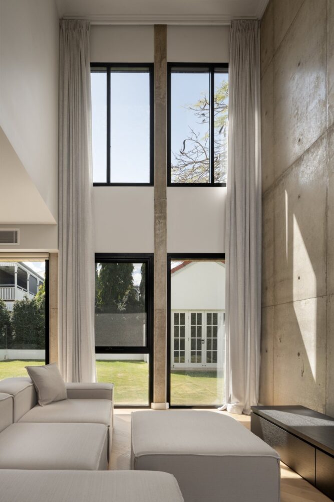 kitchen, dining, and lounge flow into the poolside patio