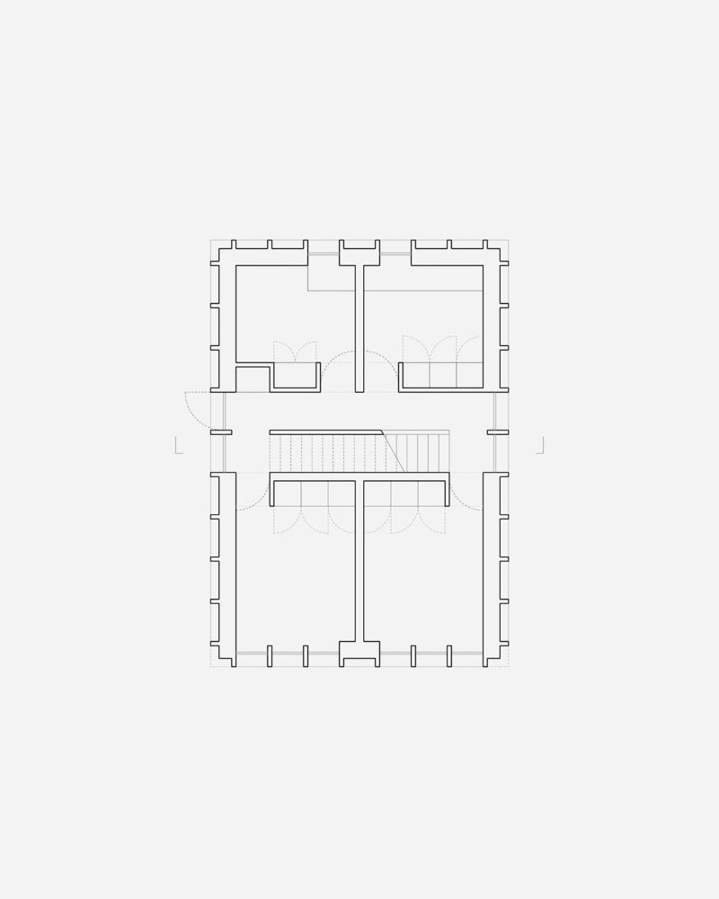 middle floor plan