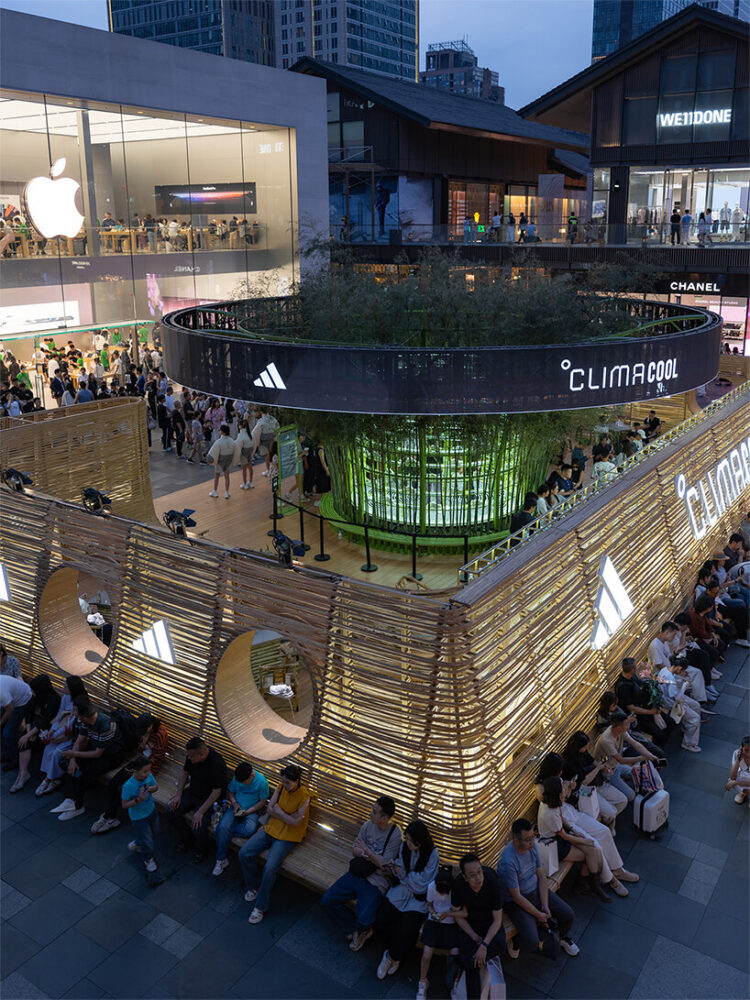 digital fabrication was used to create the lightweight LED ring suspended above the grove