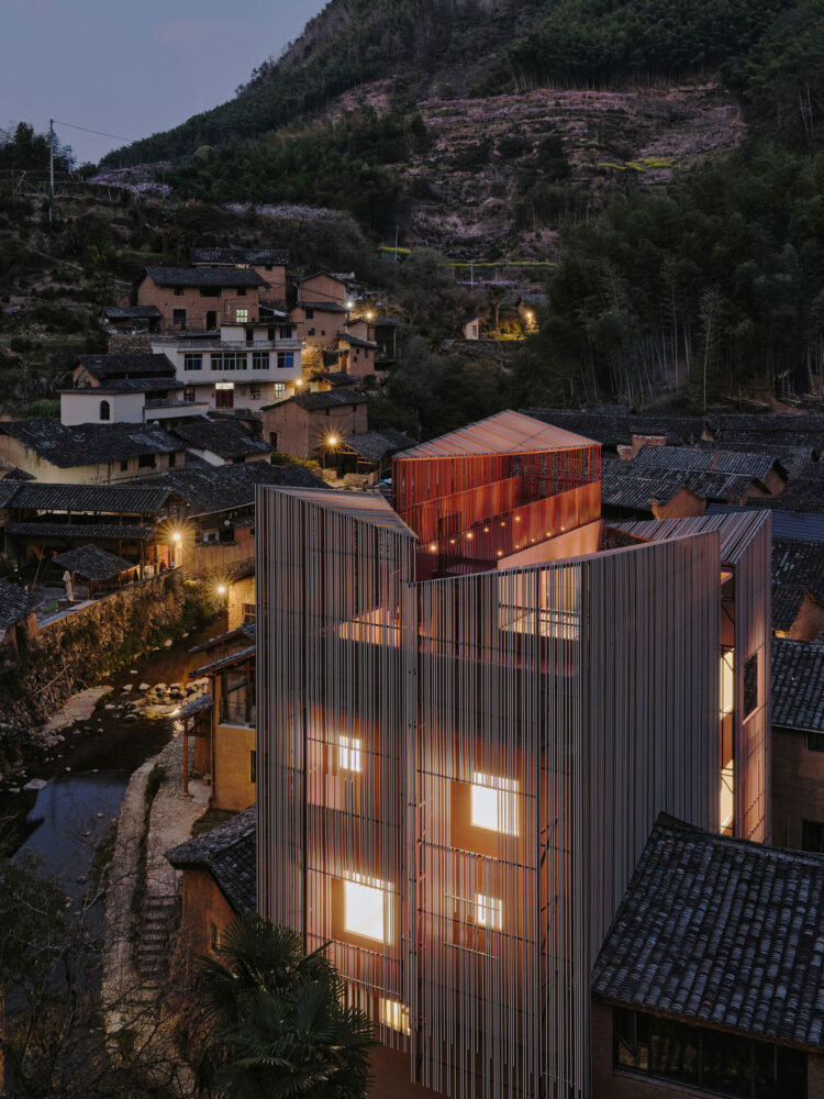 at night, the museum becomes a hazy lighthouse